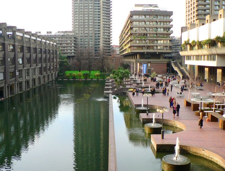 Water feature and courtyard at Barbican Centre