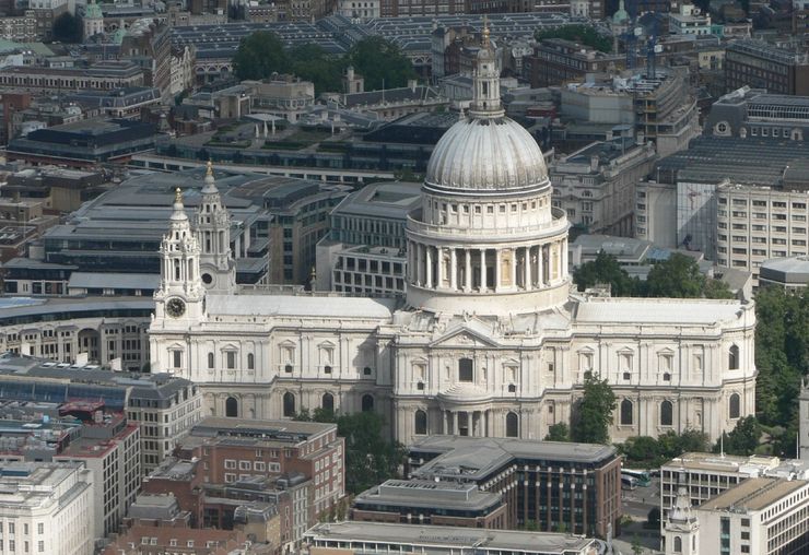 View of Saint Paul's Cathedral from the air