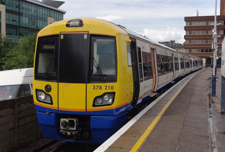 A train on the London Overground 