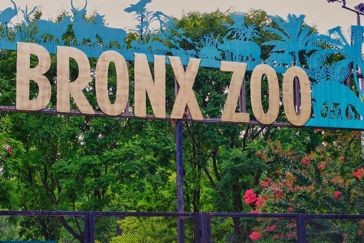 Entrance to New York's famous Bronx Zoo