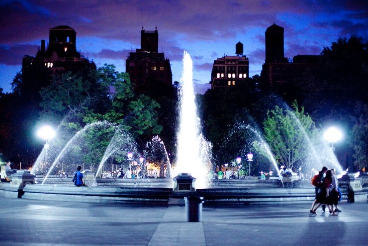 Washington Square Fountain at night