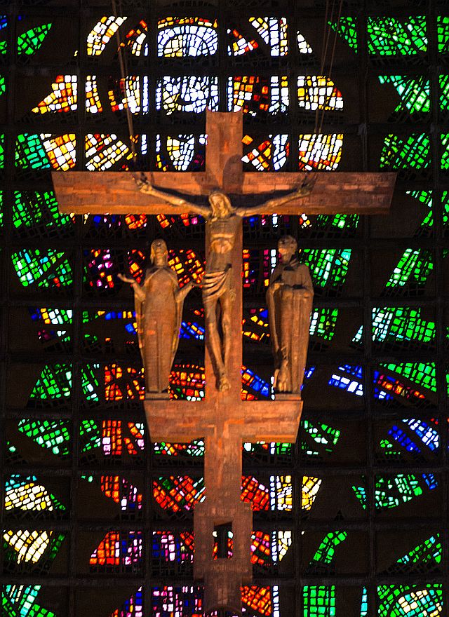 Metropolitan-Cathedral-Crucifix.jpg