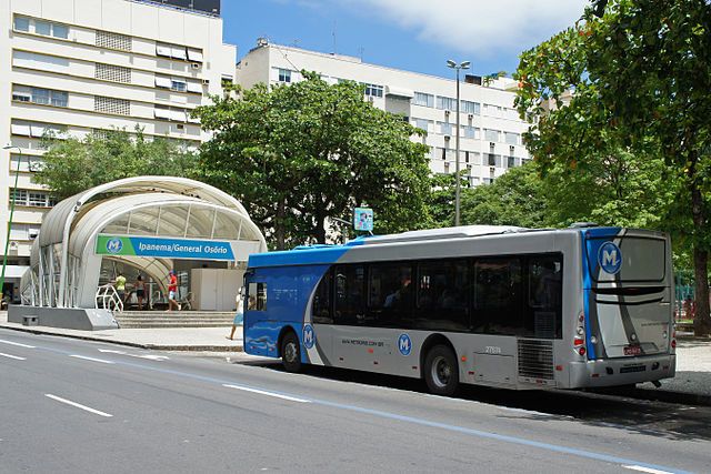 A Subway Bus waits for passengers outside General Osório Station