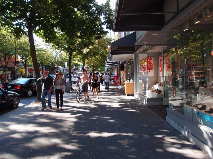 Shopping on Vancouver's trendy Robson Street 