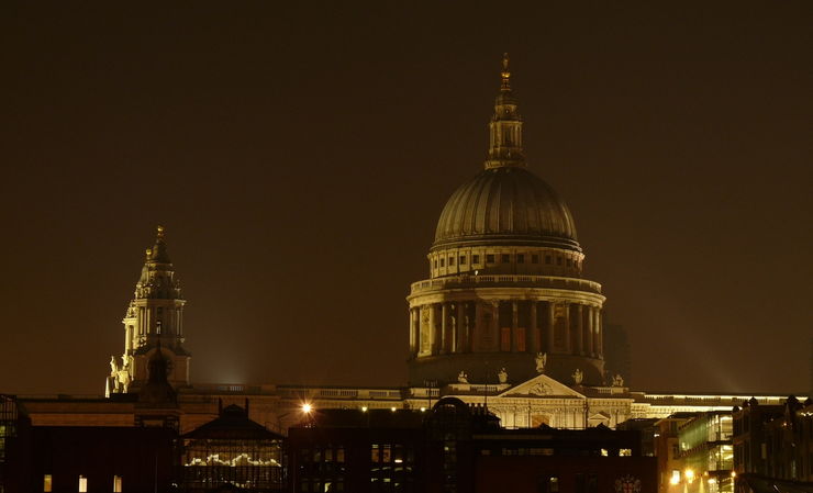The dome of St. Paul's Cathedral at night