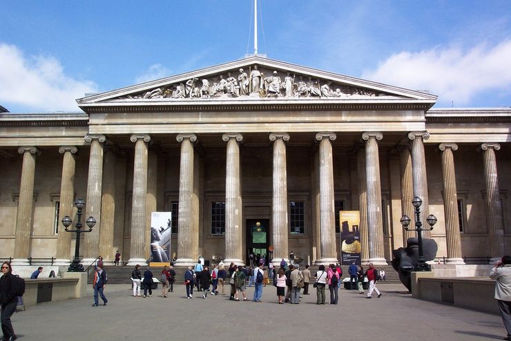 Entrance to the British Museum 