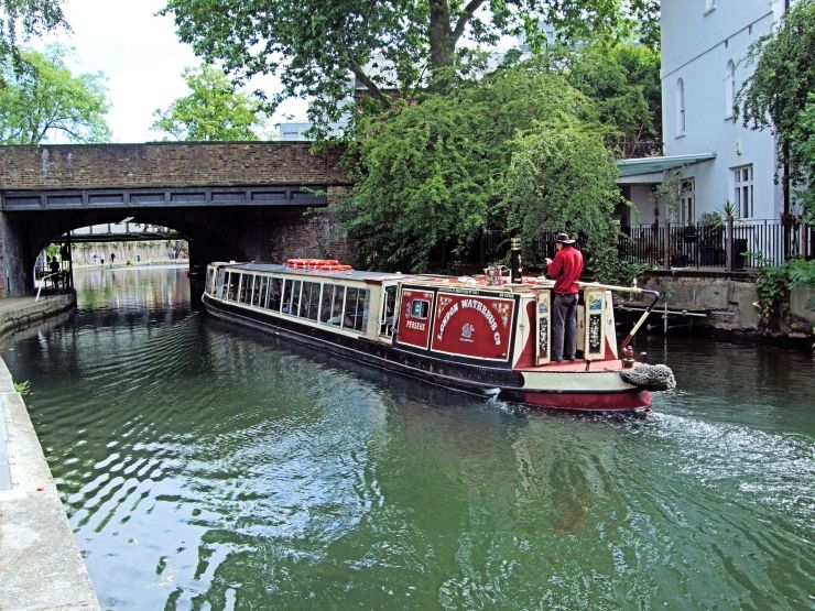 boat trip on canal london