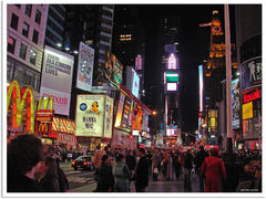 Visitor's Guide to the Broadway Theatre District in NYC