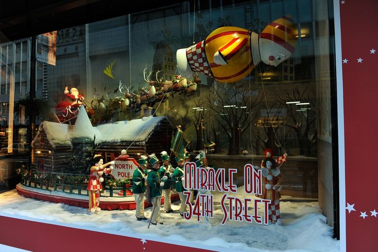 Macy's Christmas Window Display