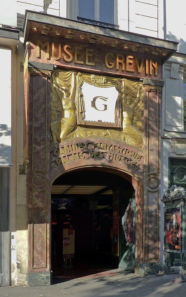 Interesting entrance to the Musée Grévin
