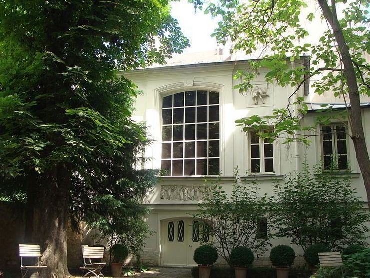 Entrance to Musée Delacroix from the studio garden