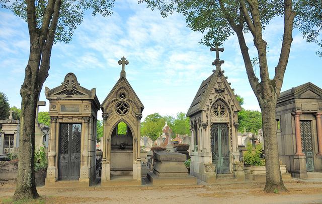 Grand monumental markers at Pere-Lachaise Cemetery in Paris