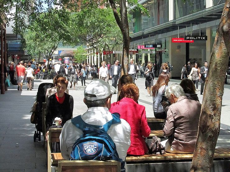 Pedestrian friendly Pitt Street Mall