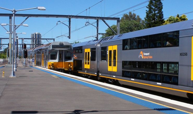 Transport Sydney Train at the Platform