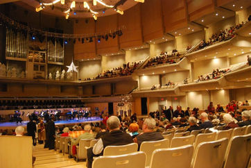 Visitor's Guide to the Roy Thomson Hall Toronto in Toronto