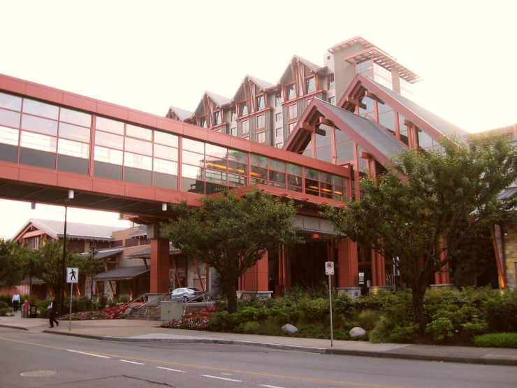 Riverrock Casino Resort and Skywalk to Canada Line Rapid Transit